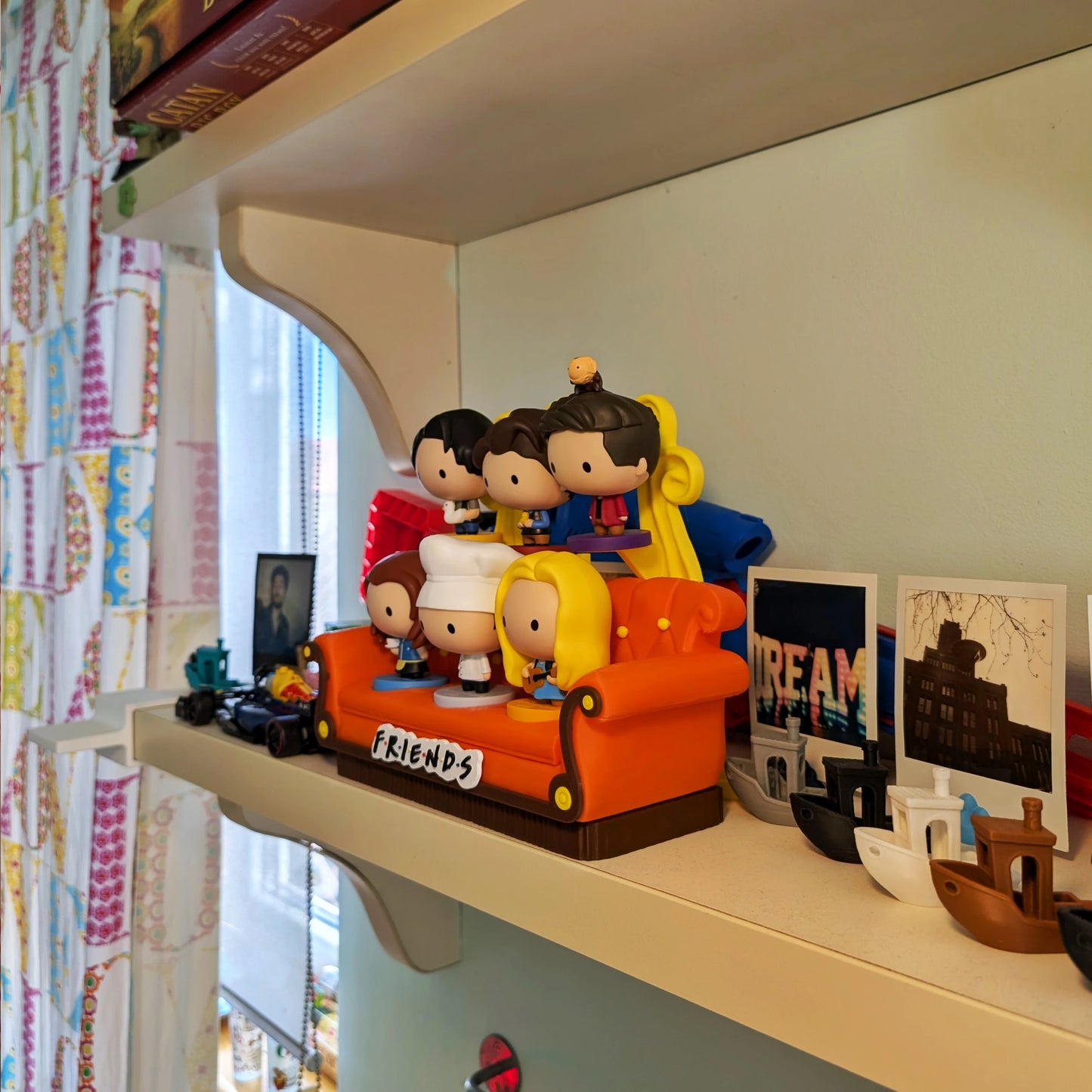 Canapea figurine Friends