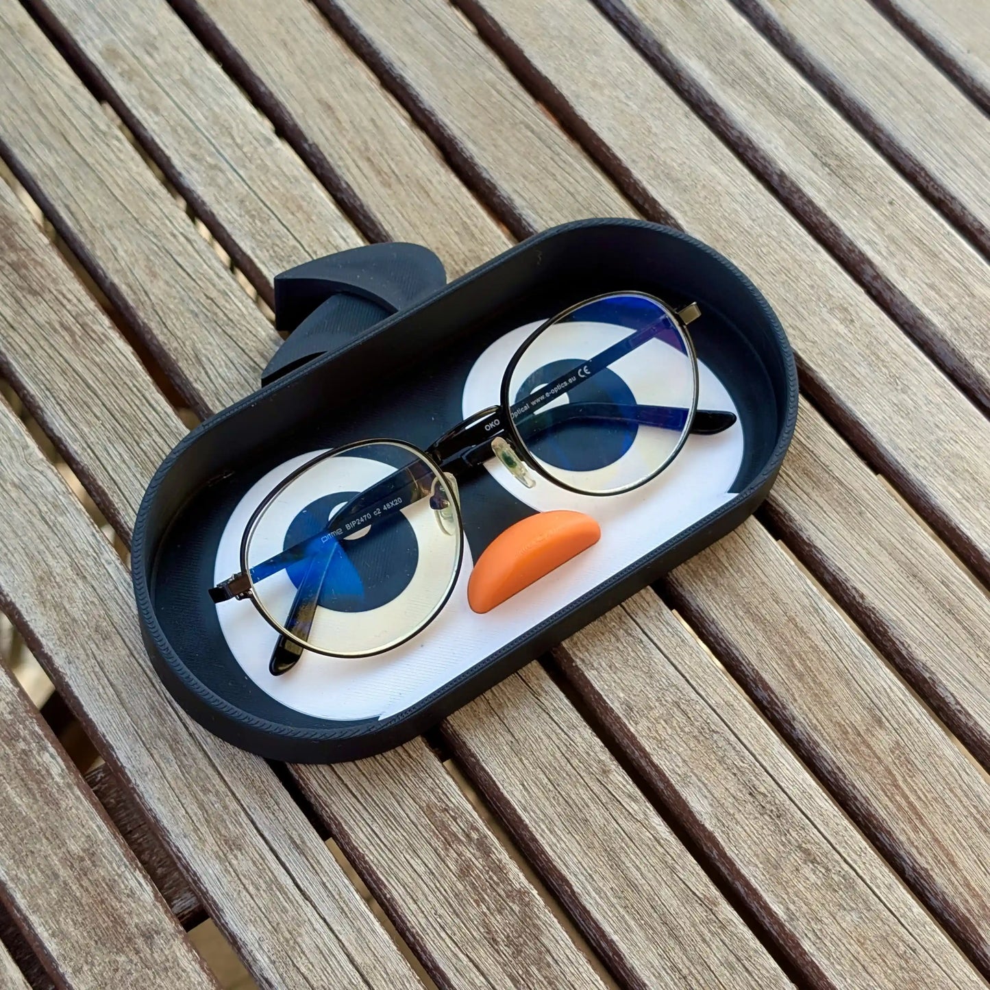 Suport de ochelari - Pinguin